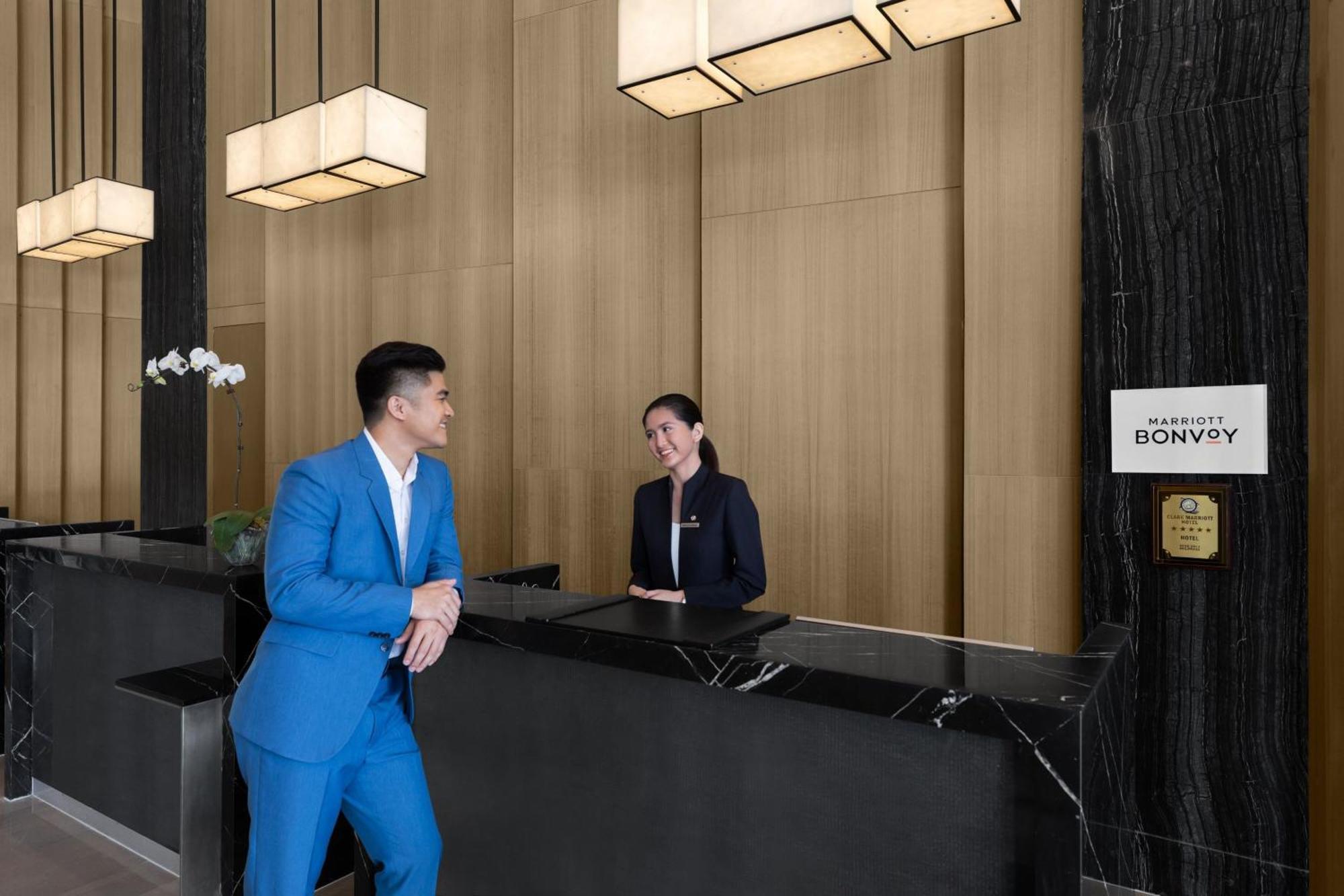Clark Marriott Hotel Mabalacat Exterior foto